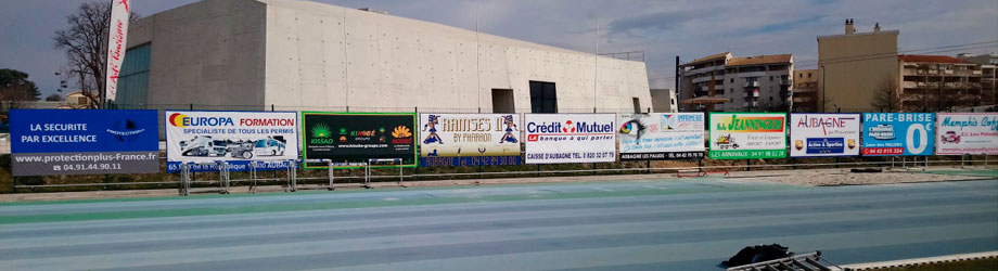 Réalisation de banderole publicitaire pour le stade de Aubagne